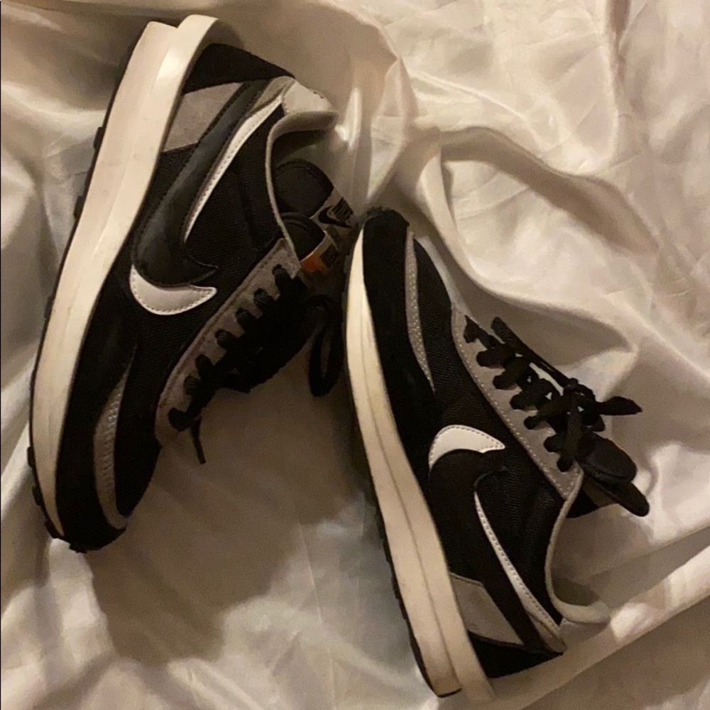 Nike size 7 fit like 8 to big for me it was a gift